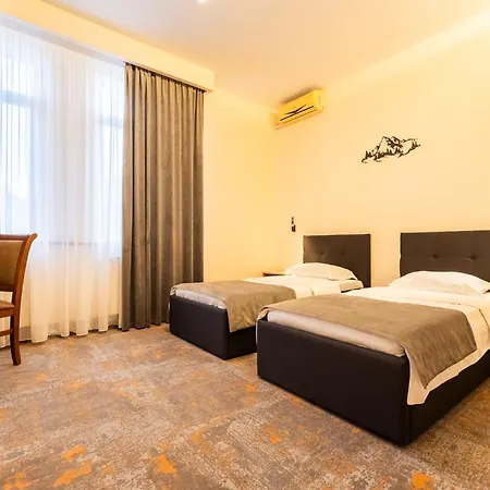 Πανσιόν Pensiunea Floarea Soarelui 3*